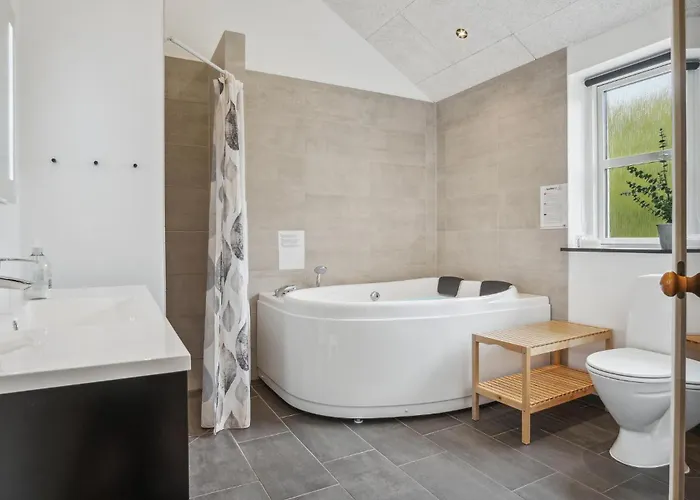 Prázdninový dům Five-bedroom In